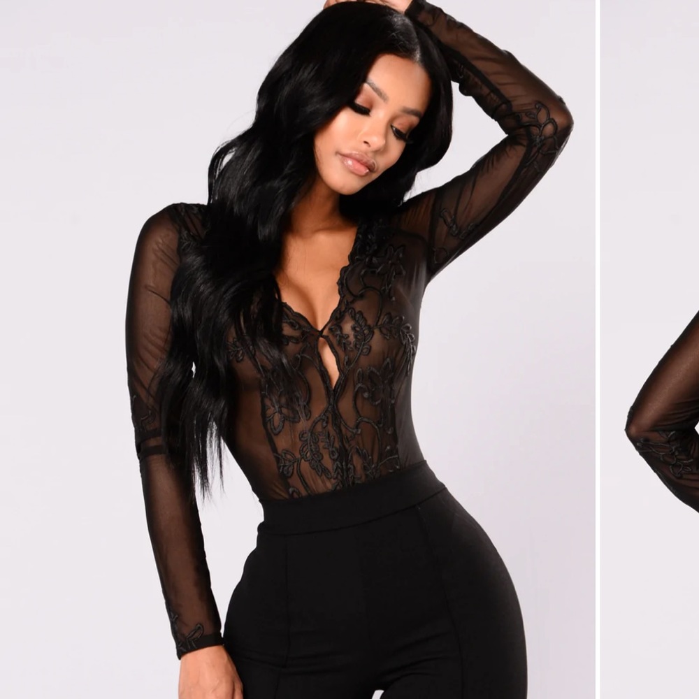 FAWN EMBROIDERED BODYSUIT SIZE SMALL
